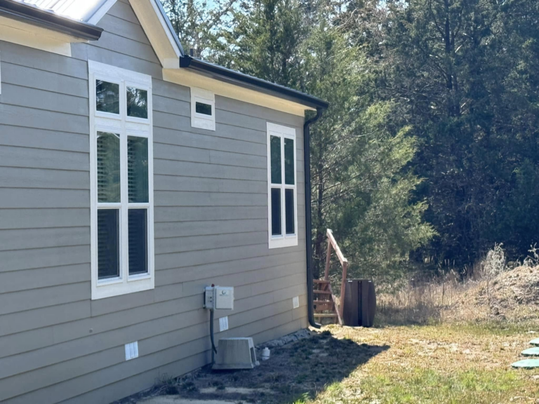 best-gutter-service-in-sulphur-springs-house-side-view