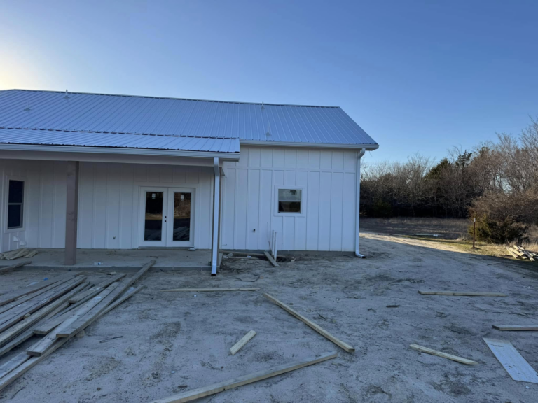 new-white-house-construction-residential-gutter-solutions